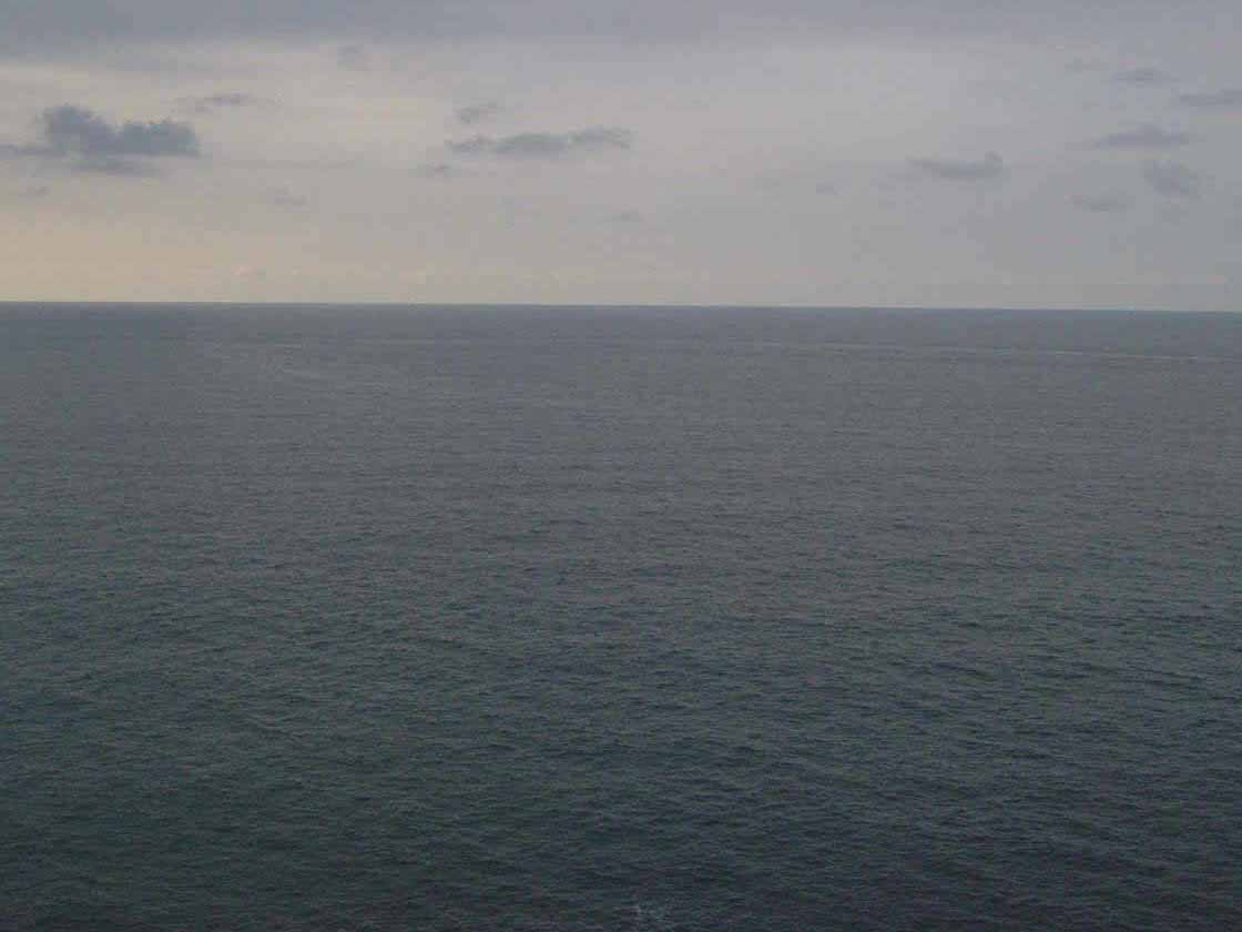 Los océanos contienen la mayor cantidad de agua del Planeta. Imagen: De Mier y Leva
